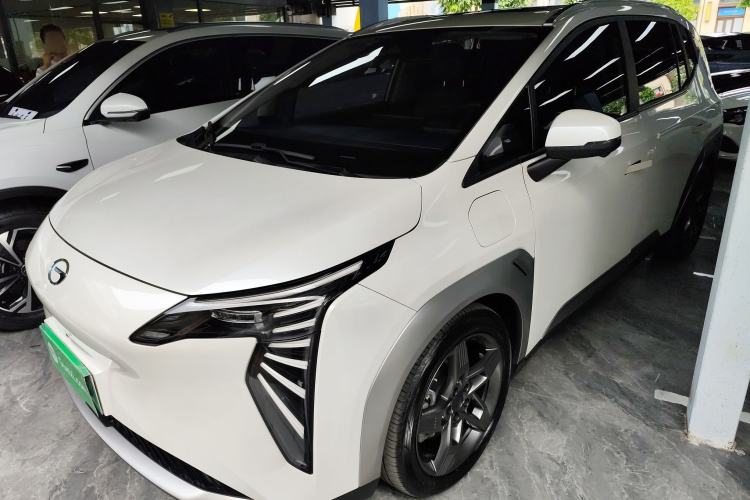 Used AION Y 2022 Plus 70 Tech Edition