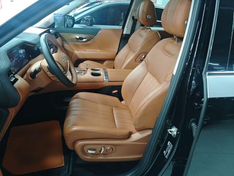 Used GAC Trumpchi S9 2025 Model Qiankun Ultra 6-Seater — 14