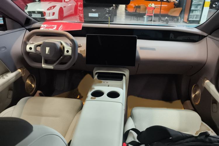 Used Avatr 06 2025 Max Extended-Range Edition
