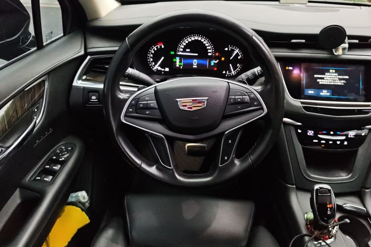 Used Cadillac XT5 2016 28T Four-Wheel Drive Luxury Model