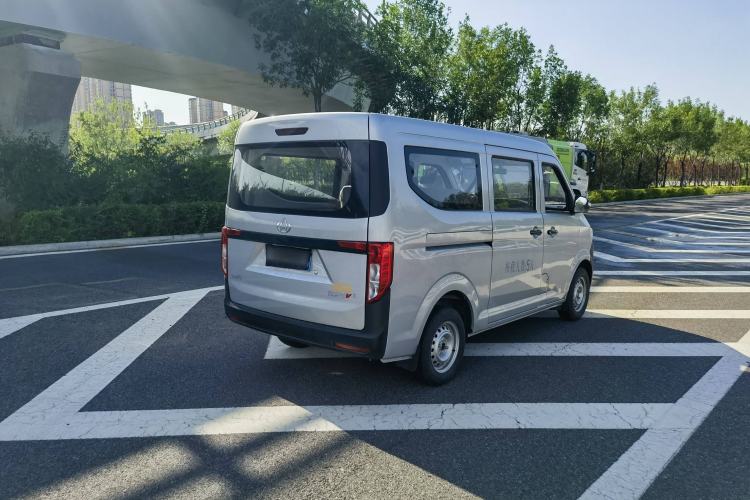 Used Kuayue Kuayue Xing V3 2023 1.3L Gasoline Standard Model 5-Seater Passenger Vehicle