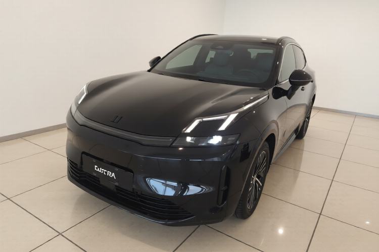 Used Lynk & Co 08 EM-P 2023 120km Long-Range Halo