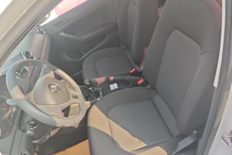 Used Volkswagen Jetta 2017 1.5L Manual Fashion Edition