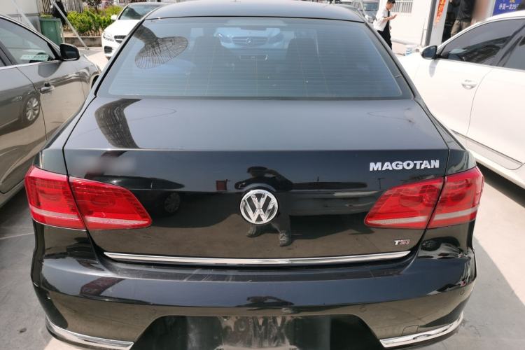 Used Volkswagen Magotan 2015 Facelift 1.8TSI Luxury Model