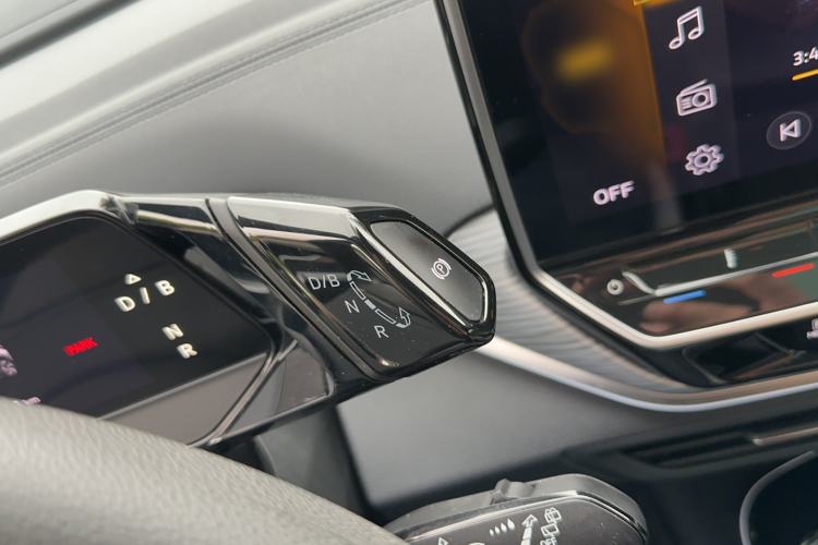 Used Volkswagen ID.4 CROZZ 2022 Long-Range PURE+ Edition Gear Lever