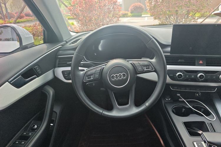 Used Audi A4L 2022 40 TFSI Fashion Dynamic Model