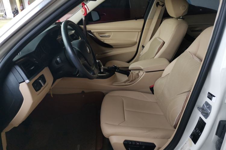 Used BMW 3 Series 2013 320Li Fashion Model
