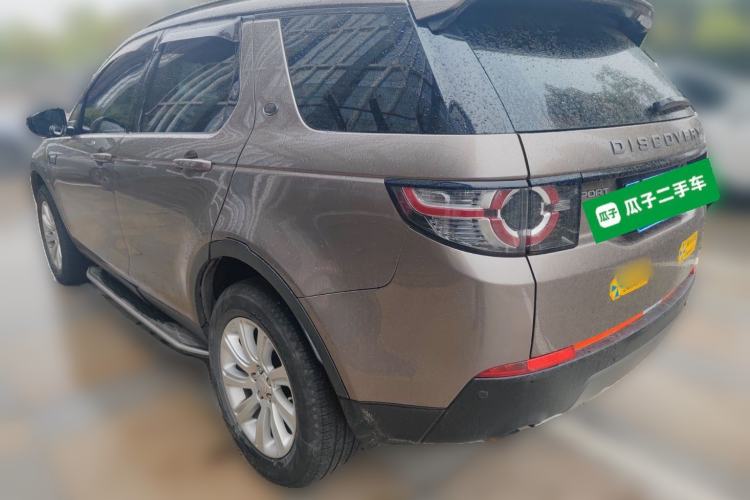 Used Land Rover Discovery Sport 2017 2.0T SE Rear Left 45 Deg