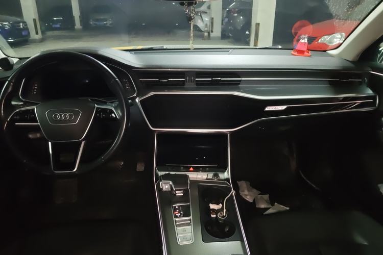 Used Audi A6 2022 allroad quattro Explorer 55 TFSI Prestige Off-Road Model