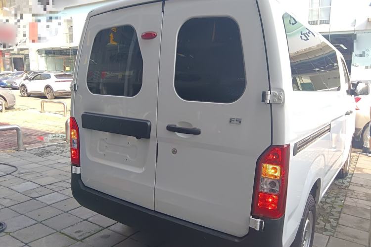 Used Karry Jiangtun E5 2024 268 km Range Open-Window 6-Seater Version
