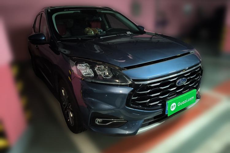 Used Ford Escape 2020 EcoBoost 245 Two-Wheel-Drive Titanium Edition
