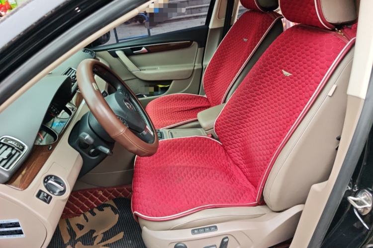 Used Volkswagen Magotan 2015 Revised 1.8TSI Prestige Version Left Front Seat