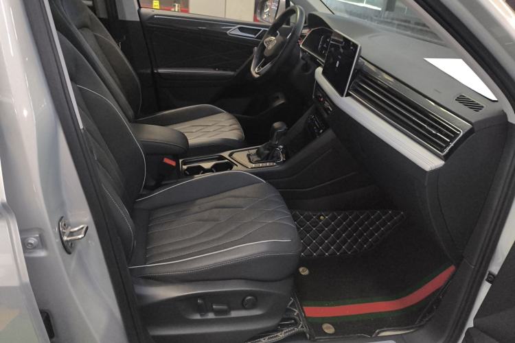 Used Volkswagen Tiguan L 2023 330TSI Automatic Two-Wheel Drive R-Line Enjoyment Edition