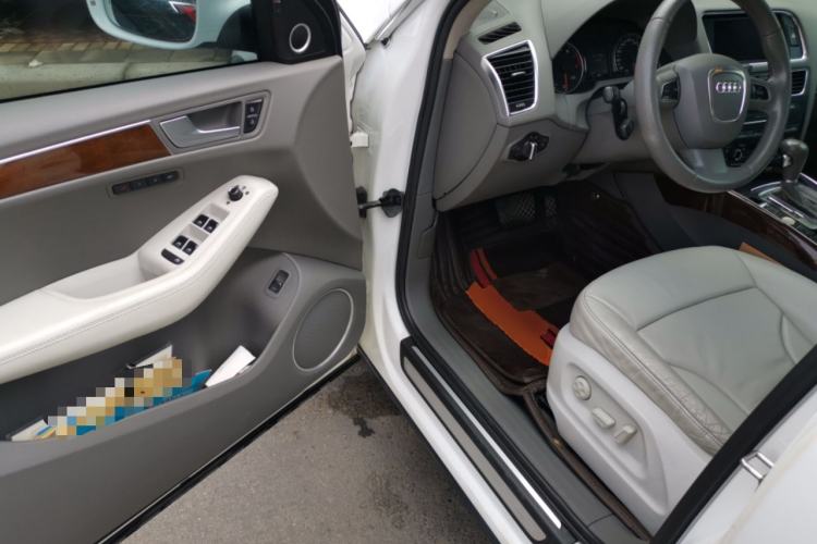 Used Audi Q5 2010 2.0TFSI Off-Road Version Driver Seat