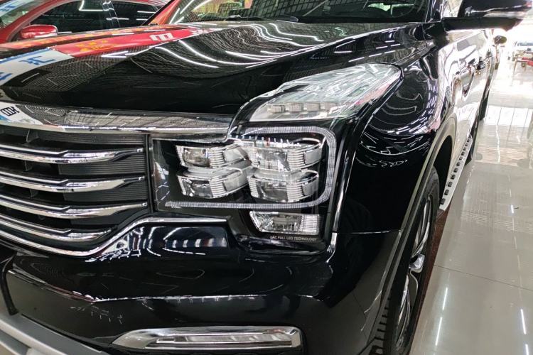 Used GAC Trumpchi GS8 2017 320T Two-Wheel Drive Luxury Smart Connectivity Version (7 Seats) Left Front Headlight