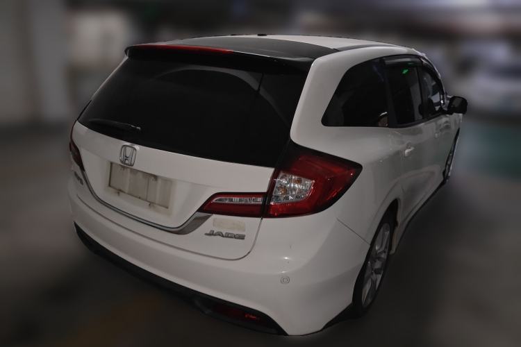 Used Honda Jade 2013 1.8L automatic Comfort version 5 seats