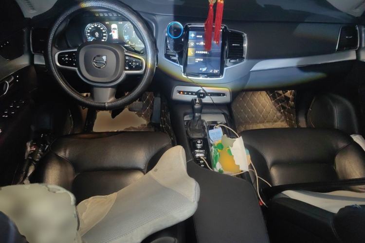 Used Volvo XC90 2018 T6 Zhiyi Edition 7-Seater