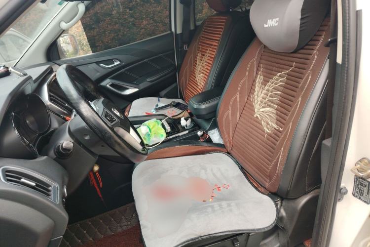 Used JMC Yusheng S350 2016 2.0T Automatic All-Wheel Drive Gasoline Ultra-Luxury 5-Seater Left Front Seat