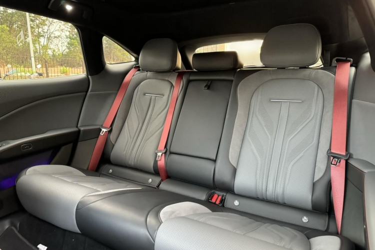 Used Zeekr 007GT 2025 Rear-Drive Intelligent Driving Version 75 kWh Interior 7