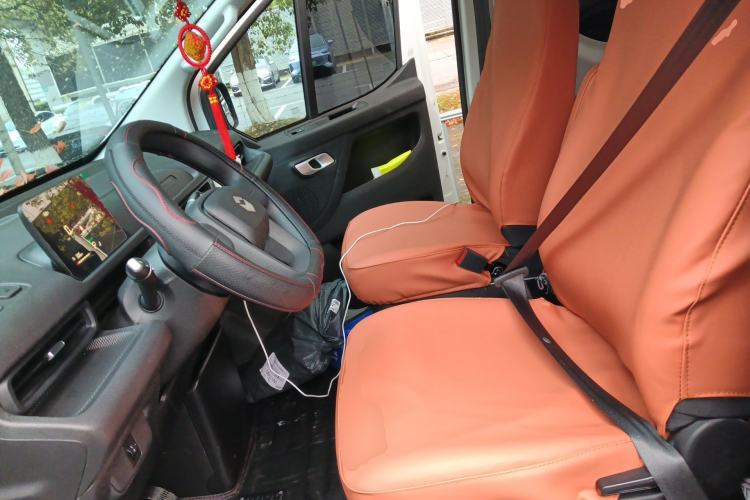 Used CHANGAN KAICHENG V919 2025 Model, Glory Edition, Golden Shield 50 kWh, Short Wheelbase, Low Roof, Elite Version, 6 Seats Left Front Seat