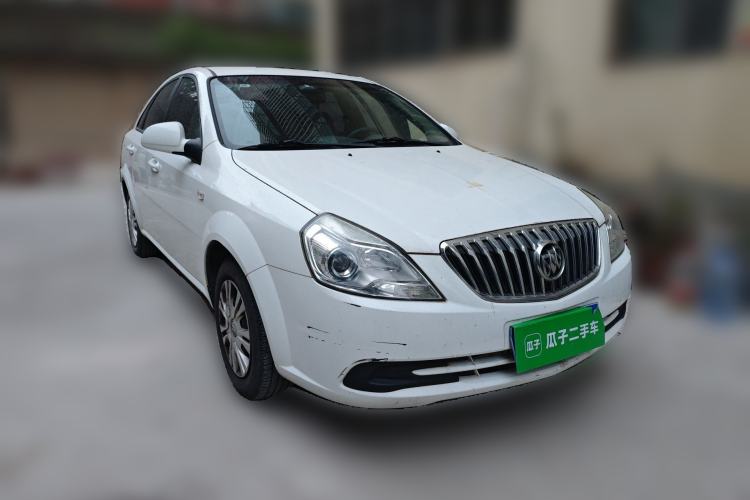 Used Buick Excelle 2015 1.5L Automatic Classic Model Front Right 45 Deg