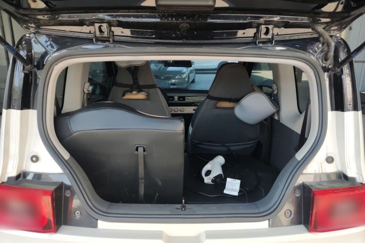 Used Wuling Hongguang MINIEV 2021 Macaron Fashion Model Lithium Iron Phosphate Trunk