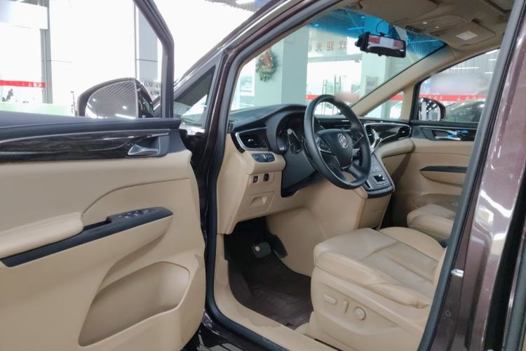 Used Buick GL8 2018 ES 28T Premium Model China VI Standard Driver Seat