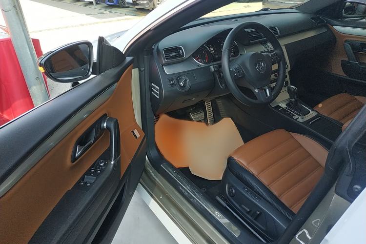 Used Volkswagen FAW-Volkswagen CC 2016 1.8TSI Luxury Model
