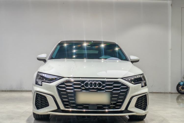 Used Audi A3 2024 Sportback 35 TFSI Fashionable Sports Model
