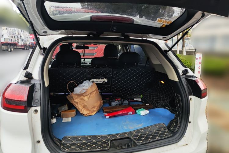 Used Geely Auto Emgrand X7 Sport 2018 1.8TD Automatic Two-Wheel Drive Smart Connect 4G Internet Edition