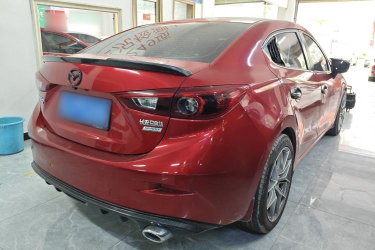 Used Mazda 3 Axela 2017 Sedan 1.5L Automatic Luxury Model Emission Standard China V Rear Right 45 Deg