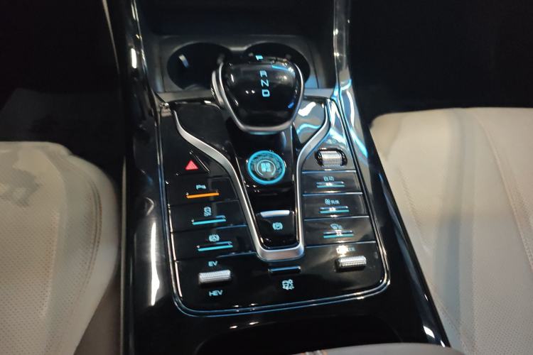 Used BYD Qin PLUS 2024 HONOR Edition DM-i 55KM Leading Model