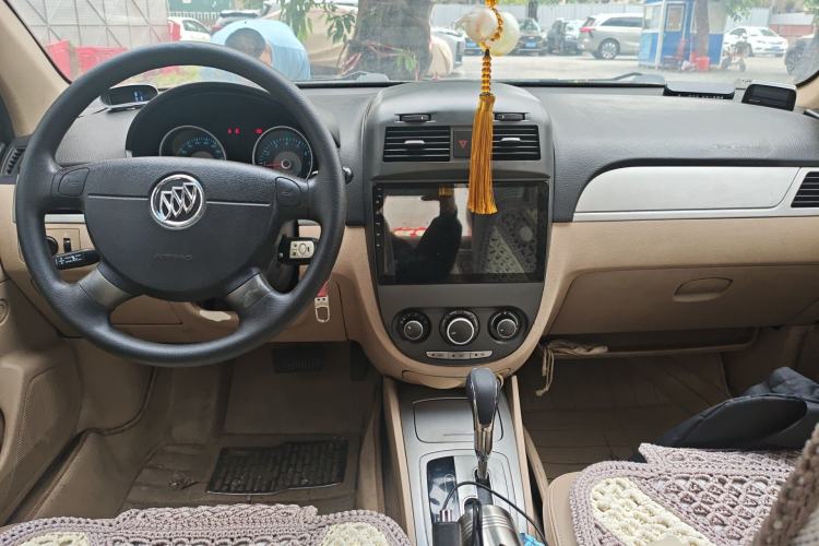 Used Buick Excelle 2013 1.5L Automatic Classic Model
