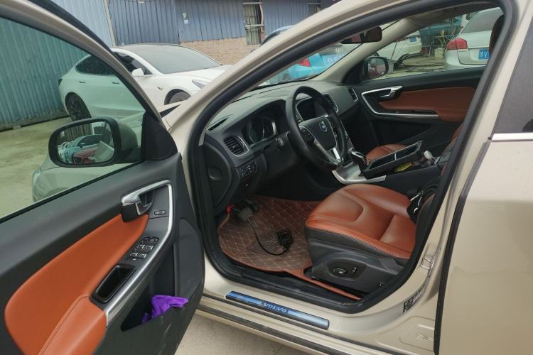 Used Volvo S60 2017 S60L T4 Smart Range Edition