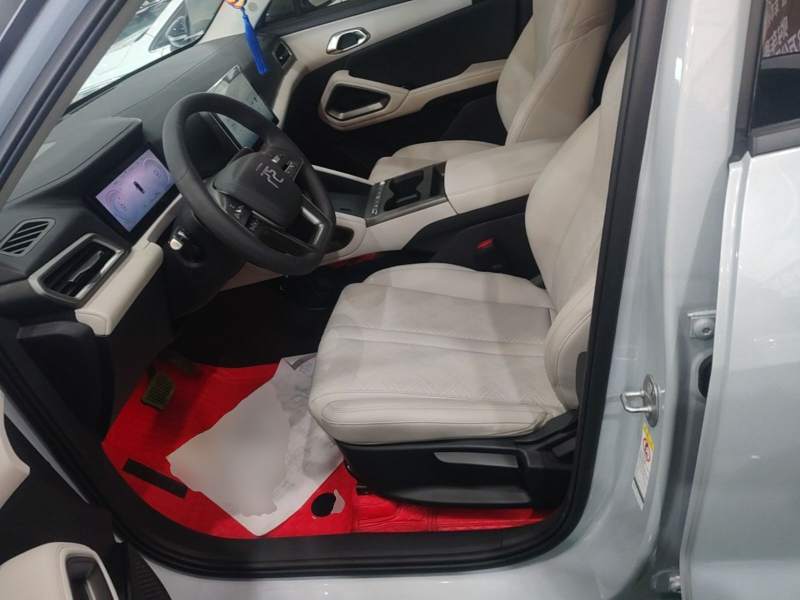 Used BYD Yuan UP 2025 Model 301KM Leading Version — 14
