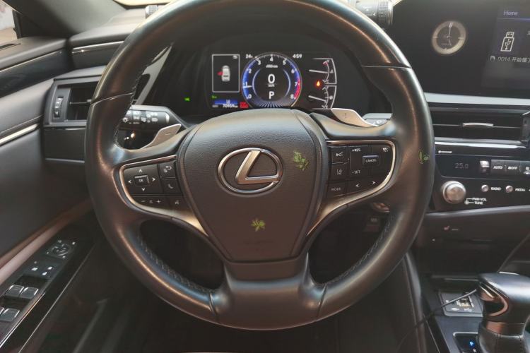 Used Lexus ES 2021 200 Excellence Edition