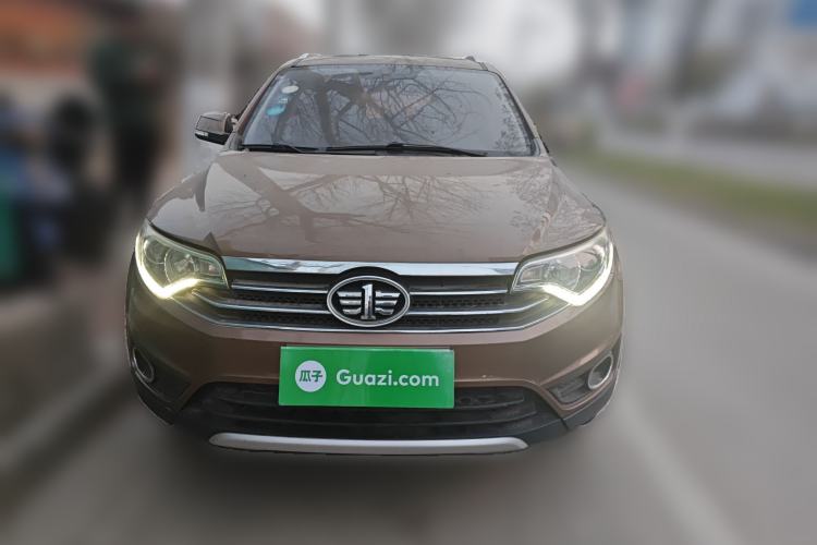 Used FAW Senya R7 2017 1.6L Manual Luxury Model Front