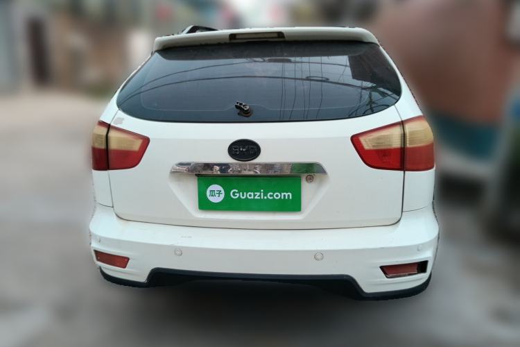 Used BYD S6 2012 2.4L Automatic Luxury Edition Rear