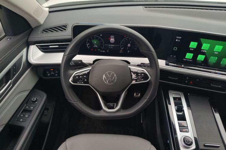Used Volkswagen Tavendor 2024 380TSI All-Wheel Drive R-Line Cruise Edition Steering Wheel