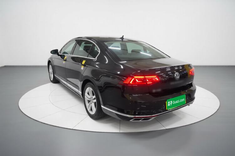 Used Volkswagen Magotan 2025 Zhongxiang Version 280TSI DSG Comfort Edition Exterior 2