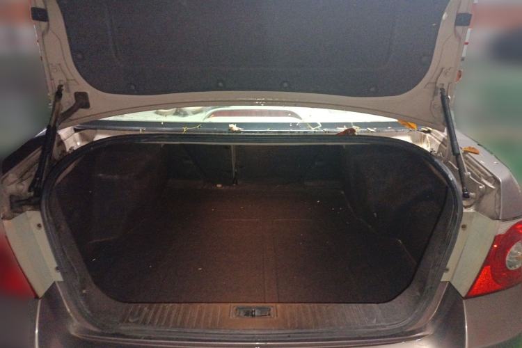 Used Chevrolet Epica 2013 1.8 SE Comfort Edition MT Trunk