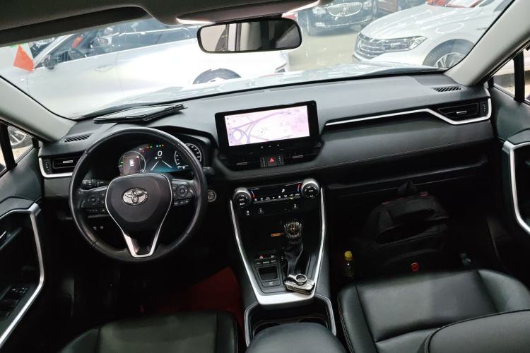 Used Toyota RAV4 2023 Dual-Engine 2.5L E-CVT Two-Wheel Drive Elite Plus Edition Center Console