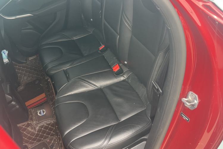 Used Volvo V40 2017 T3 Zhiyi Edition
