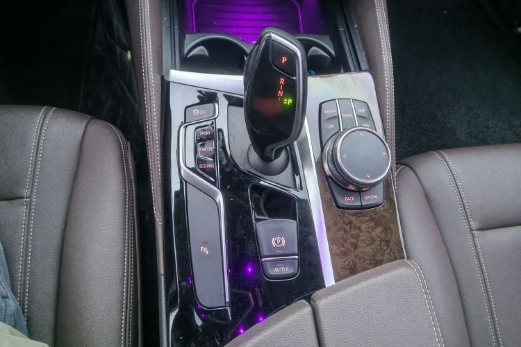 Used BMW 5 Series 2019 525Li Luxury Package