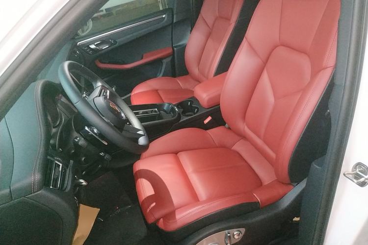 Used Porsche Macan 2024 Macan 2.0T