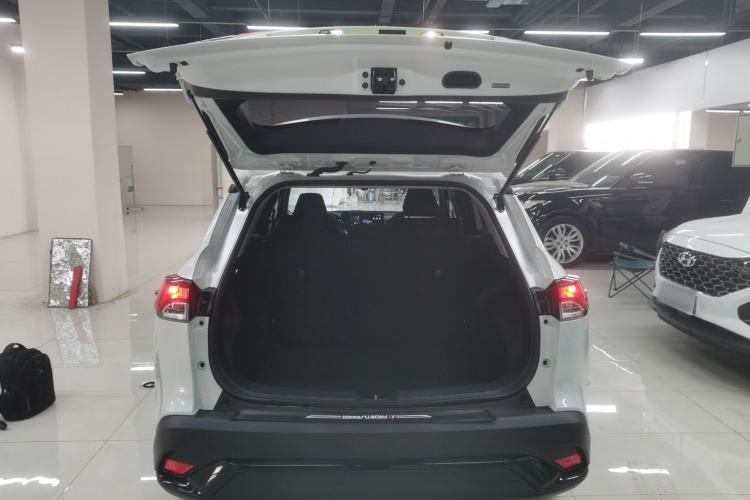 Used Toyota FRONTLANDER 2023 2.0L CVT Leading Edition
