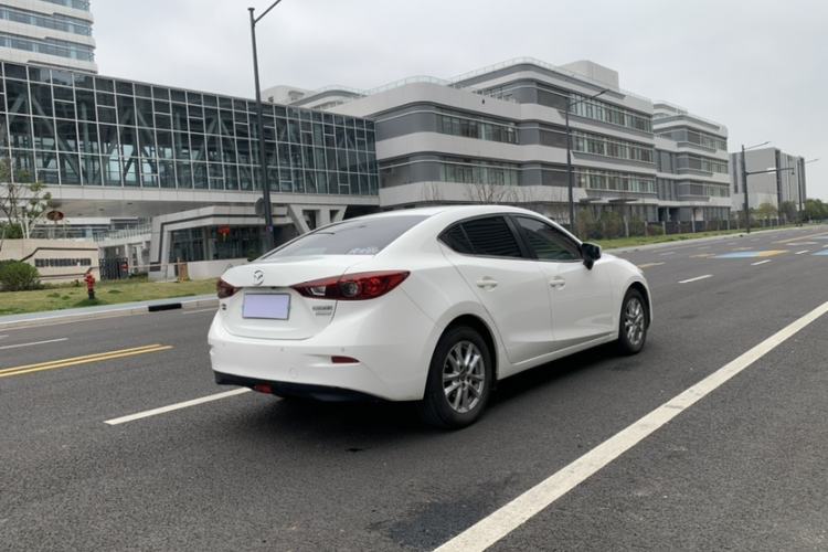 Used Mazda Mazda 3 Axela 2017 Sedan 1.5L Automatic Comfort Model Emission Standard China V
