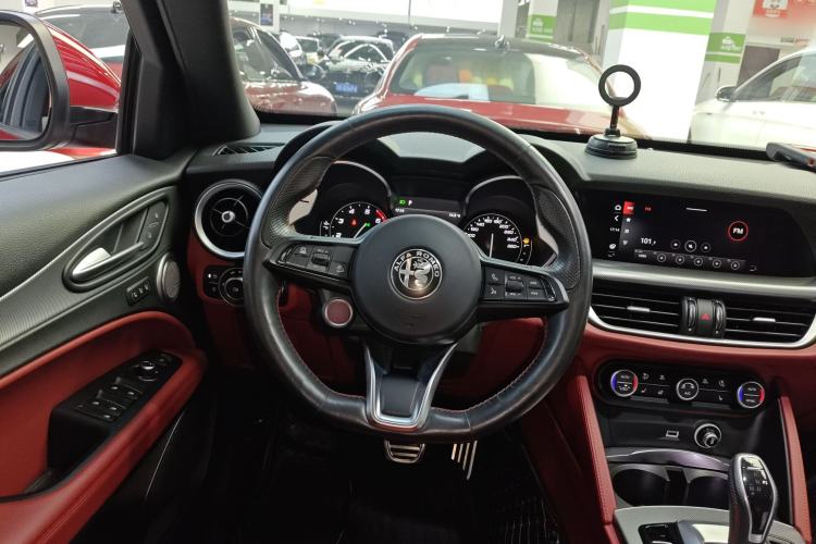 Used Alfa Romeo Stelvio 2020 2.0T 280HP Luxury Sports Edition
