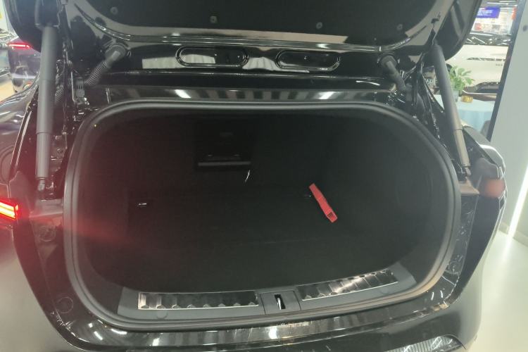 Used Avatr 11 2025 Night Rider Edition