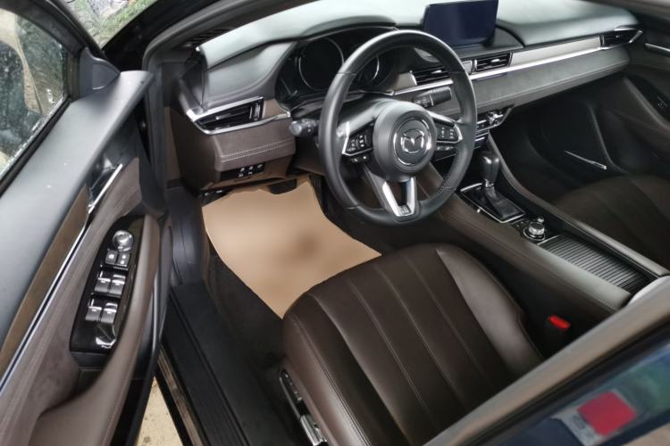 Used Mazda Atenza 2021 2.5L Blue Sky Prestige Edition Driver Seat